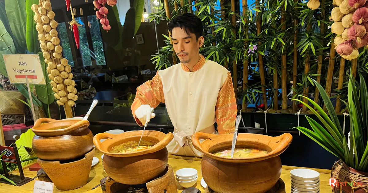 Dining zone at Siam Niramit Phuket